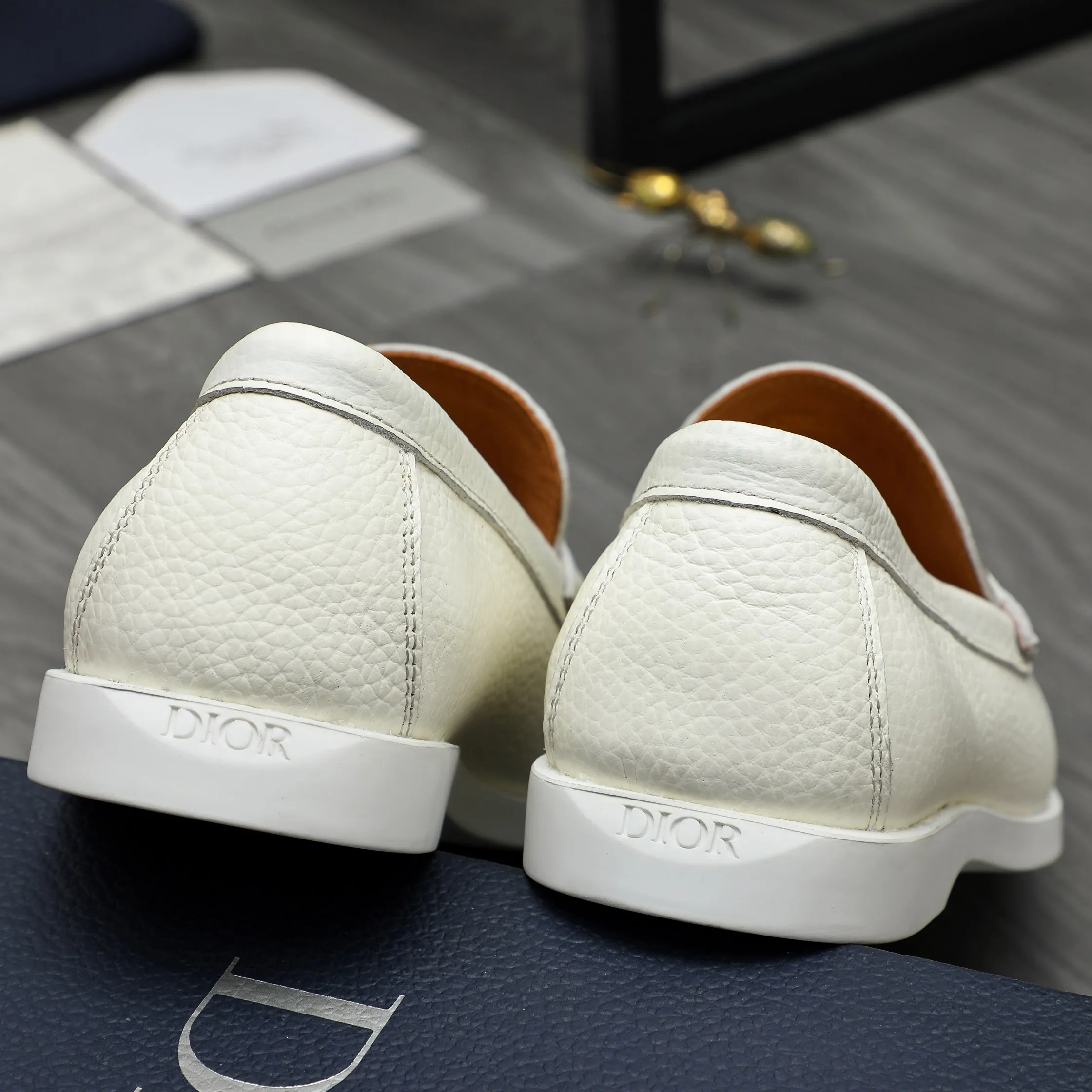 Men's shoes 💰460 Product trademark: Dior "Dior" casual slip-on leather shoes Regular size: 39-44 Product material: Selected pebbled cowhide upper, cowhide lining, rubber outsole